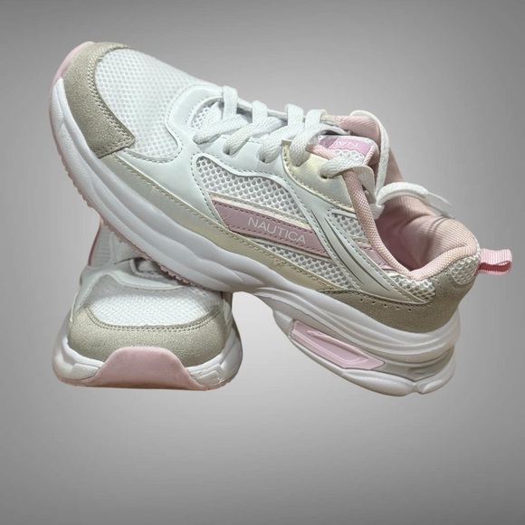 Nautica Big Girls Athletic Sneakers - Chunky Cushion Heel Size 4 - Picture 1 of 16